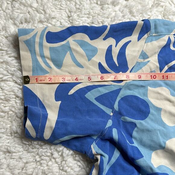 Tommy Bahama 100% Silk Blue Hawaiian Floral Button Down TShirt Lightweight B19 - Picture 8 of 8